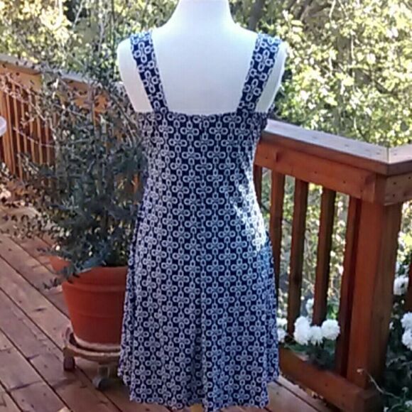 Dress by Star Vixen - Picture 3 of 5